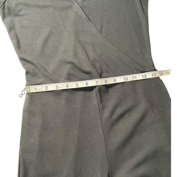 Hollister Surplice Wrap Black Kit Midi Midi Romper Jumpsuit Size Medium Pockets - Picture 9 of 15